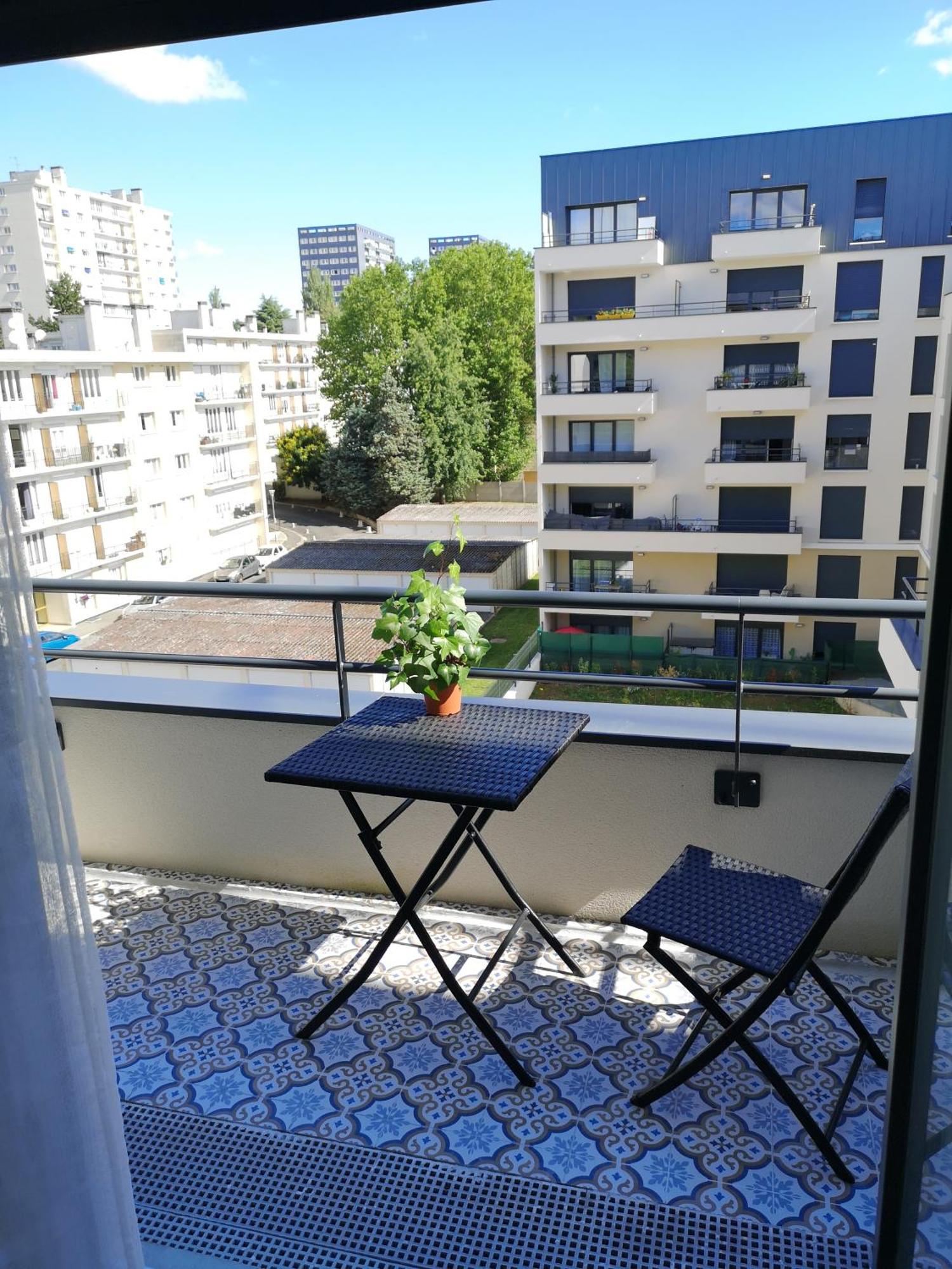 Superbe Appart Au Calme Entre Paris Et Disneyland Paris Rosny-sous-Bois Kültér fotó